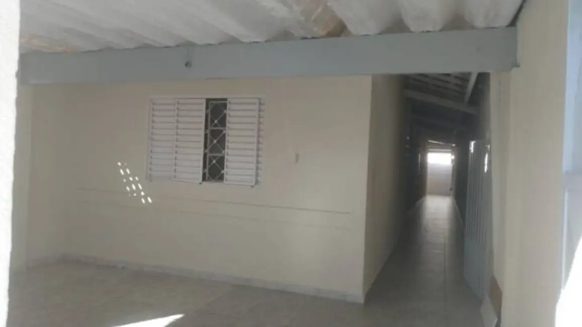 Foto 1 de Casa com 2 quartos à venda, 120m2 em Tremembe - SP