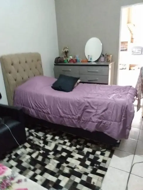 Foto 6 de Sobrado com 4 quartos à venda, 165m2 em Esplanada Independência, Taubate - SP