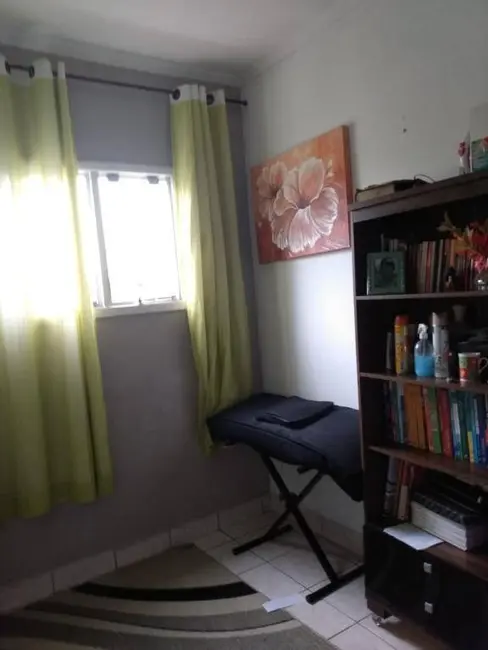 Foto 3 de Sobrado com 4 quartos à venda, 165m2 em Esplanada Independência, Taubate - SP