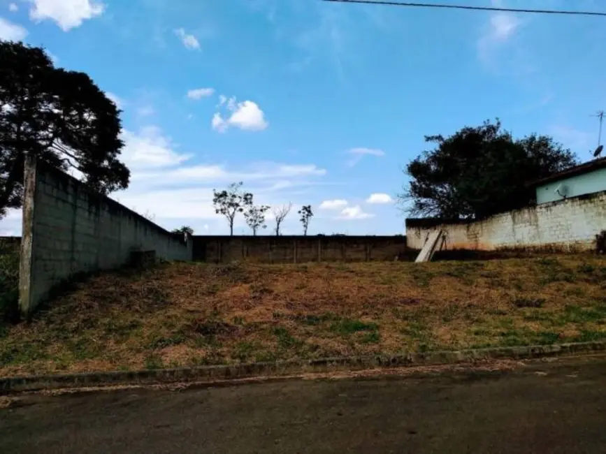 Foto 2 de Terreno / Lote à venda, 670m2 em Morada dos Nobres, Taubate - SP