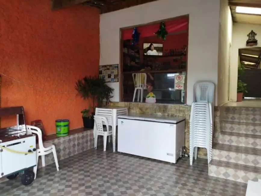 Foto 1 de Casa com 3 quartos à venda, 250m2 em Tremembe - SP