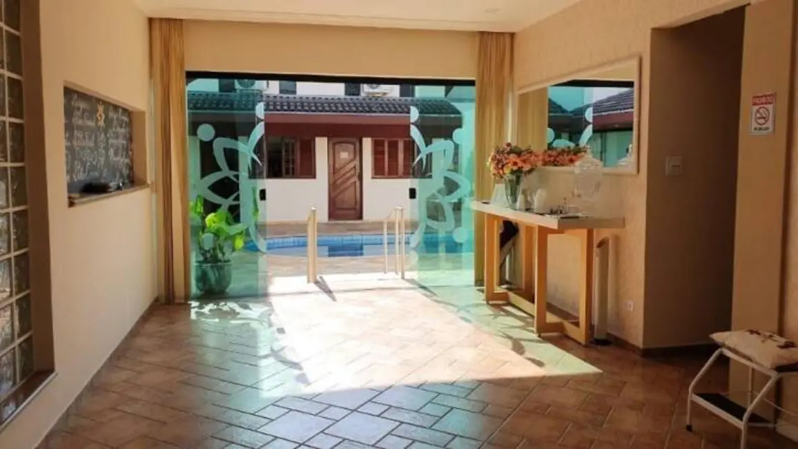 Foto 8 de Sala Comercial à venda, 350m2 em Vila São Geraldo, Taubate - SP