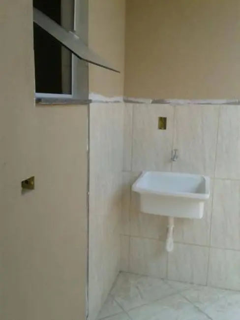Foto 8 de Casa com 2 quartos à venda, 68m2 em Barreiro, Taubate - SP