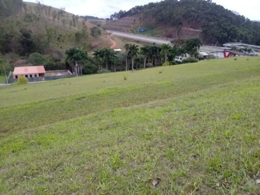 Foto 1 de Terreno / Lote à venda, 1000m2 em Paraibuna - SP