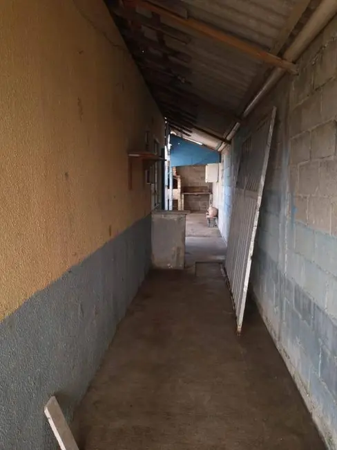 Foto 3 de Casa com 2 quartos à venda, 73m2 em Residencial Liberdade (Moreira César), Pindamonhangaba - SP