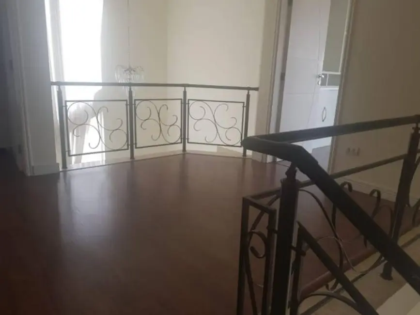 Foto 5 de Sobrado com 3 quartos à venda, 240m2 em Independência, Taubate - SP