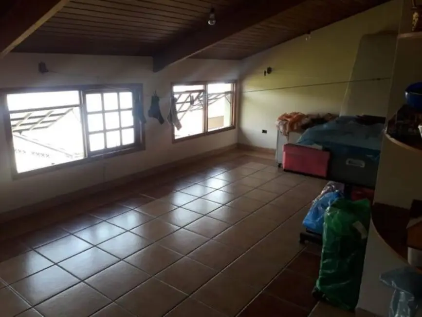 Foto 8 de Casa com 3 quartos à venda, 200m2 em Campos Elíseos, Taubate - SP