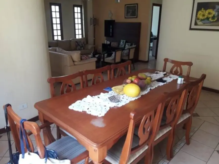 Foto 5 de Casa com 3 quartos à venda, 200m2 em Campos Elíseos, Taubate - SP