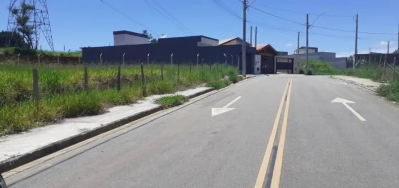 Foto 1 de Terreno / Lote à venda, 250m2 em Piracangaguá, Taubate - SP