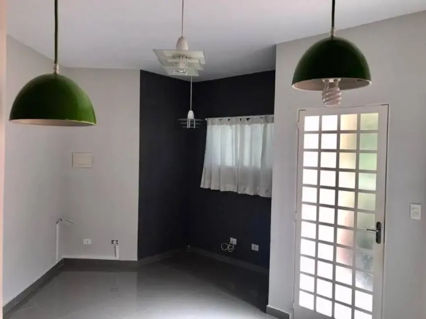 Foto 2 de Casa com 2 quartos à venda, 93m2 em Taubate - SP