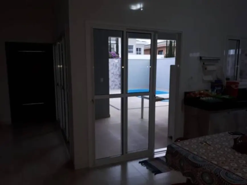 Foto 7 de Casa com 4 quartos à venda, 235m2 em Quiririm, Taubate - SP