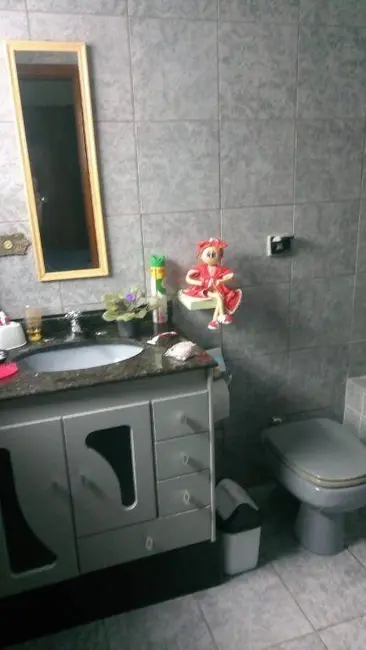 Foto 7 de Casa com 3 quartos à venda, 190m2 em Jardim Ana Emilia, Taubate - SP