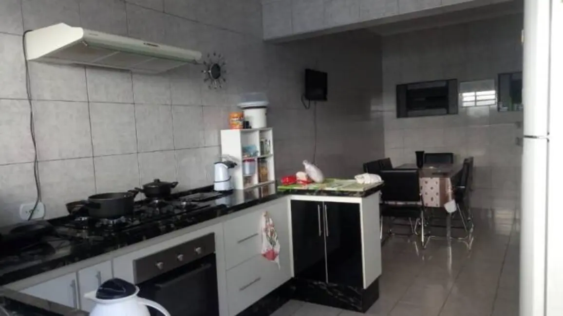 Foto 5 de Casa com 3 quartos à venda, 190m2 em Jardim Ana Emilia, Taubate - SP