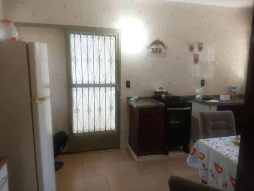 Foto 6 de Casa com 3 quartos à venda, 220m2 em Maria Áurea, Pindamonhangaba - SP