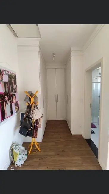 Foto 8 de Sobrado com 3 quartos à venda, 246m2 em Estiva, Taubate - SP