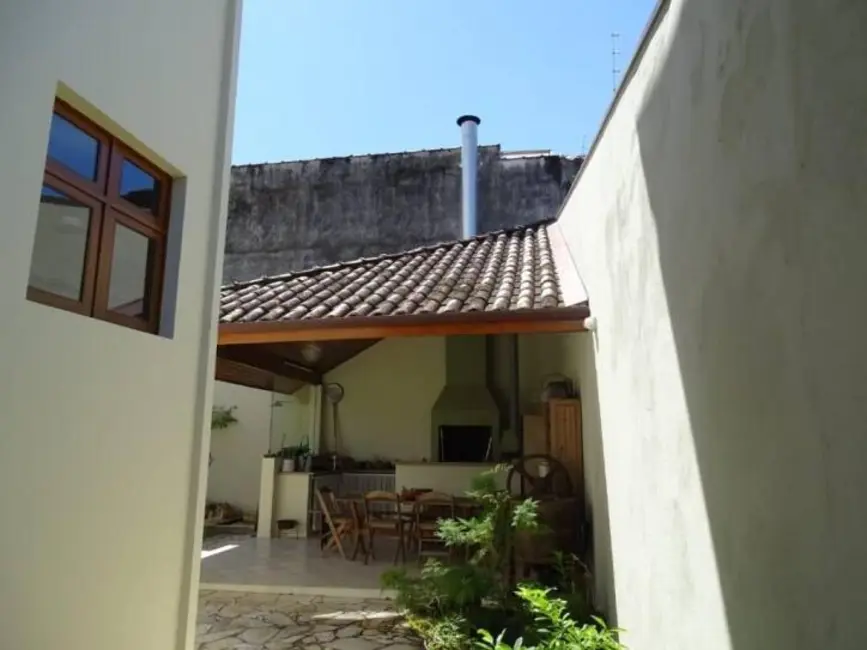 Foto 2 de Sobrado com 3 quartos à venda, 275m2 em Indaiá, Caraguatatuba - SP