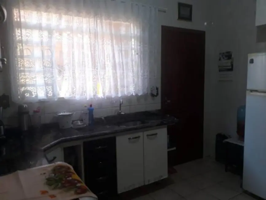 Foto 5 de Casa com 2 quartos à venda, 85m2 em Quiririm, Taubate - SP