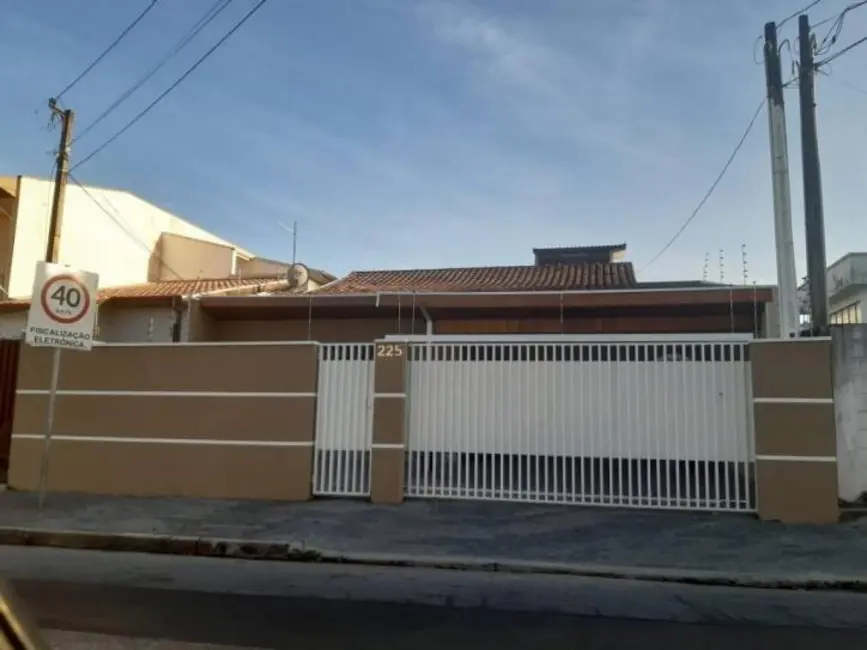 Foto 1 de Casa com 2 quartos à venda, 154m2 em Parque São Luís, Taubate - SP