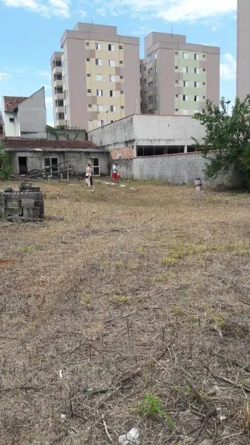 Foto 1 de Terreno / Lote à venda, 1000m2 em Vila São José, Taubate - SP