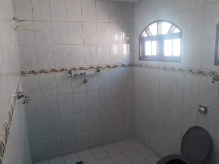 Foto 4 de Casa com 3 quartos à venda, 150m2 em Parque Aeroporto, Taubate - SP