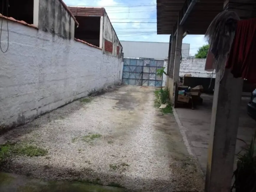 Foto 3 de Casa com 2 quartos à venda, 80m2 em Jardim Gurilândia, Taubate - SP