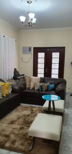 Casa com 4 quartos à venda, 154m2 em Jardim Santa Clara, Taubate - SP - imagem 9 Foto 9 de Casa com 4 quartos à venda, 154m2 em Jardim Santa Clara, Taubate - SP