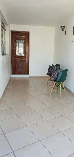 Casa com 4 quartos à venda, 154m2 em Jardim Santa Clara, Taubate - SP - imagem 6 Foto 6 de Casa com 4 quartos à venda, 154m2 em Jardim Santa Clara, Taubate - SP