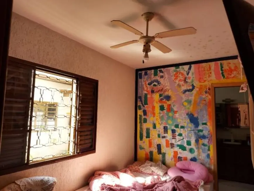 Foto 6 de Casa com 3 quartos à venda, 190m2 em Tremembe - SP