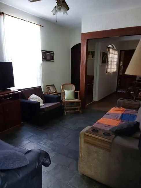Foto 2 de Casa com 3 quartos à venda, 190m2 em Tremembe - SP