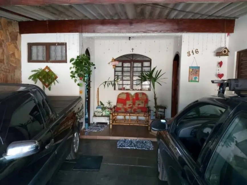 Foto 1 de Casa com 3 quartos à venda, 190m2 em Tremembe - SP