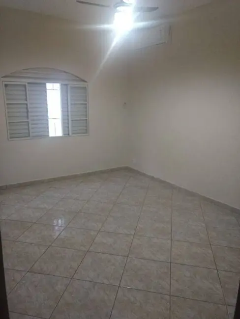 Foto 5 de Casa com 3 quartos à venda, 195m2 em Tremembe - SP