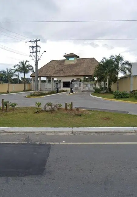 Foto 1 de Terreno / Lote à venda, 332m2 em Tremembe - SP