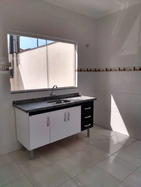 Foto 4 de Casa com 2 quartos à venda, 65m2 em Parque Aeroporto, Taubate - SP