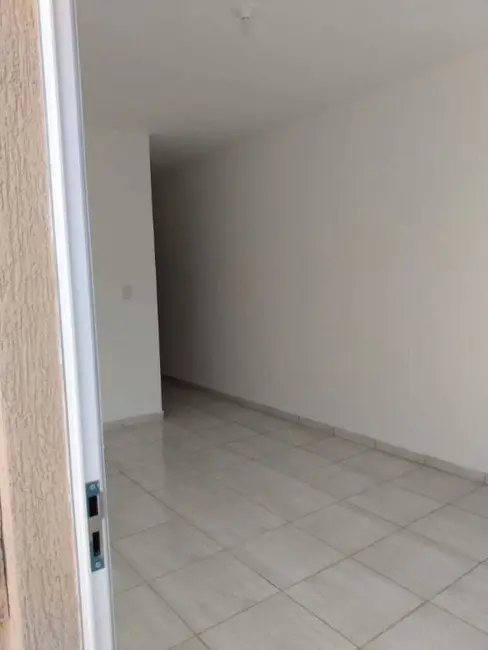 Foto 3 de Casa com 2 quartos à venda, 65m2 em Parque Aeroporto, Taubate - SP