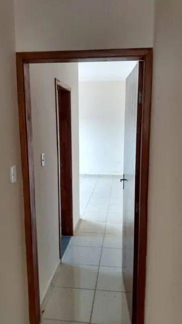 Foto 4 de Casa com 2 quartos à venda, 68m2 em Barreiro, Taubate - SP