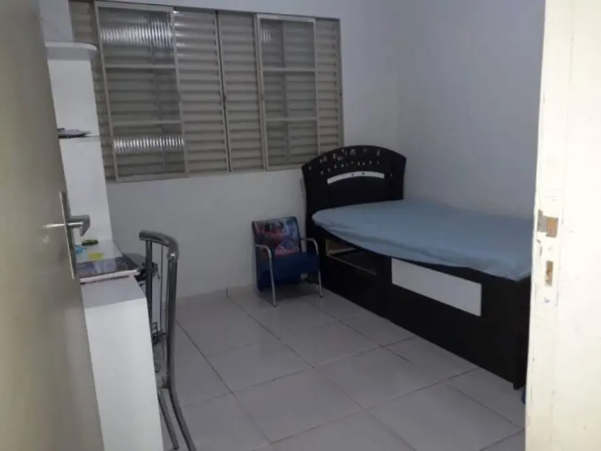 Foto 5 de Casa com 3 quartos à venda, 177m2 em Jardim Independência, Taubate - SP