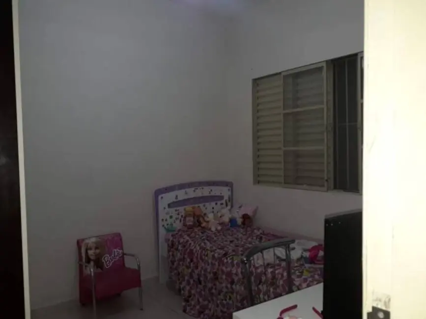 Foto 6 de Casa com 3 quartos à venda, 177m2 em Jardim Independência, Taubate - SP