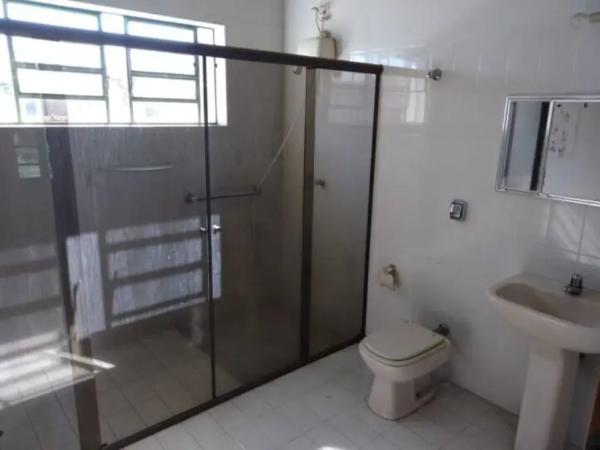 Foto 7 de Casa com 3 quartos à venda, 247m2 em Jardim Santa Clara, Taubate - SP