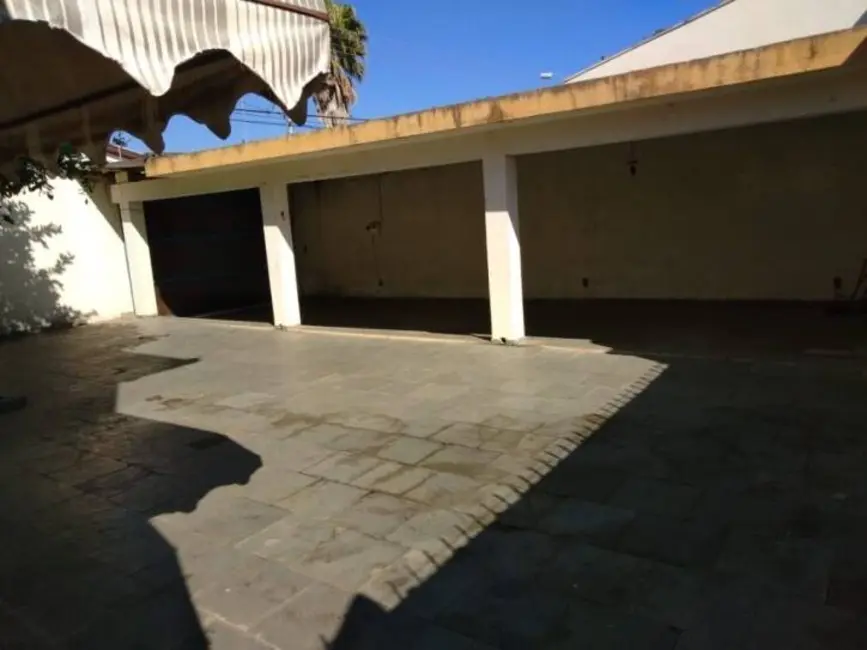 Foto 4 de Casa com 3 quartos à venda, 247m2 em Jardim Santa Clara, Taubate - SP