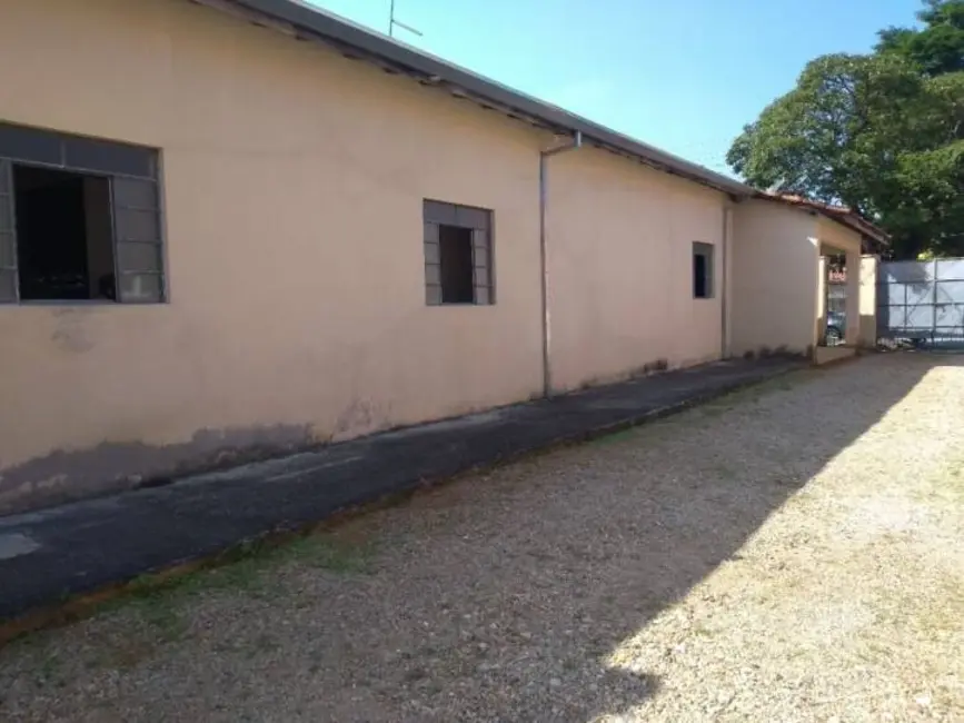 Foto 2 de Casa com 3 quartos à venda, 200m2 em Vila São José, Taubate - SP