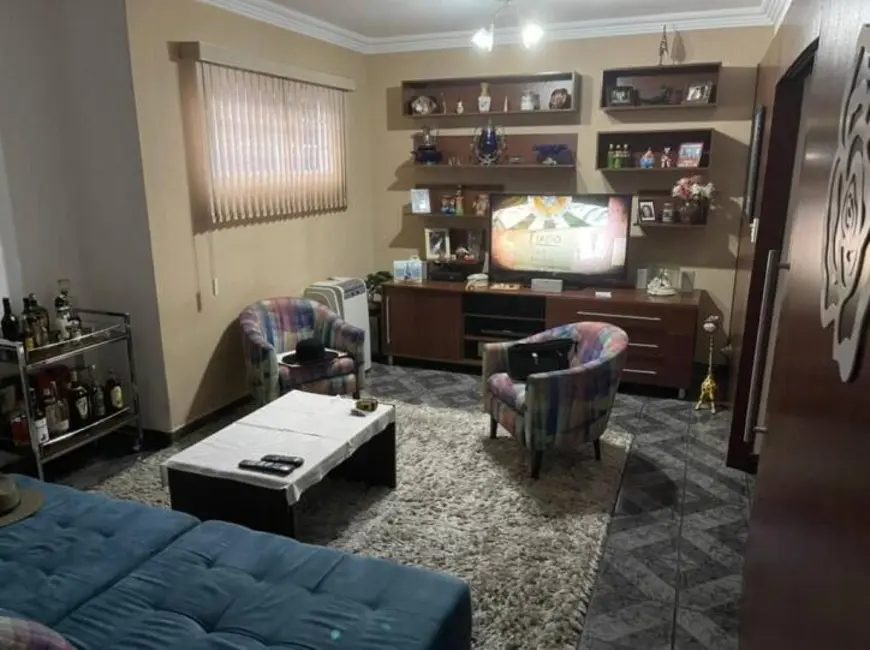 Foto 4 de Casa com 3 quartos à venda, 190m2 em Tremembe - SP