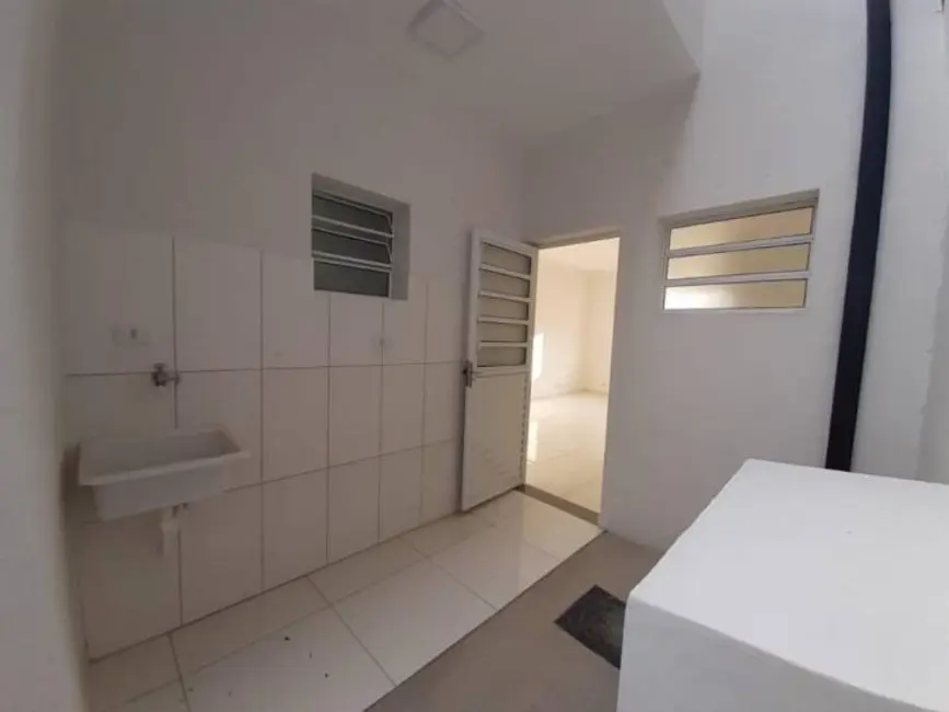 Foto 8 de Casa com 2 quartos à venda, 67m2 em Tremembe - SP