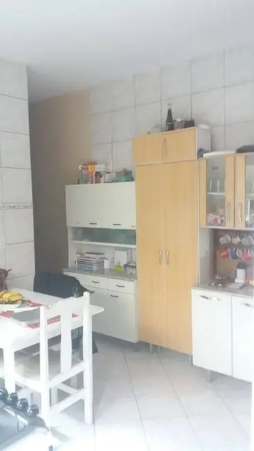 Foto 6 de Casa com 2 quartos à venda, 65m2 em Jardim Gurilândia, Taubate - SP