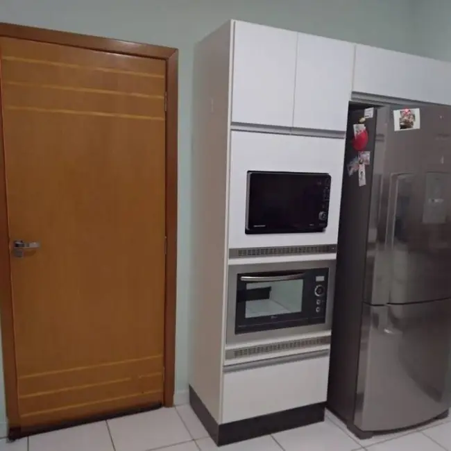 Foto 7 de Sobrado com 3 quartos à venda, 100m2 em Vila Areao, Taubate - SP