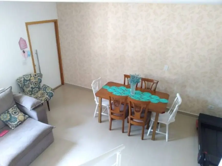 Foto 4 de Sobrado com 3 quartos à venda, 100m2 em Vila Areao, Taubate - SP