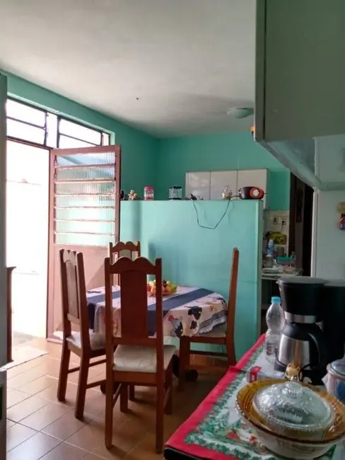 Foto 8 de Casa com 3 quartos à venda, 134m2 em Vila Nossa Senhora das Graças, Taubate - SP