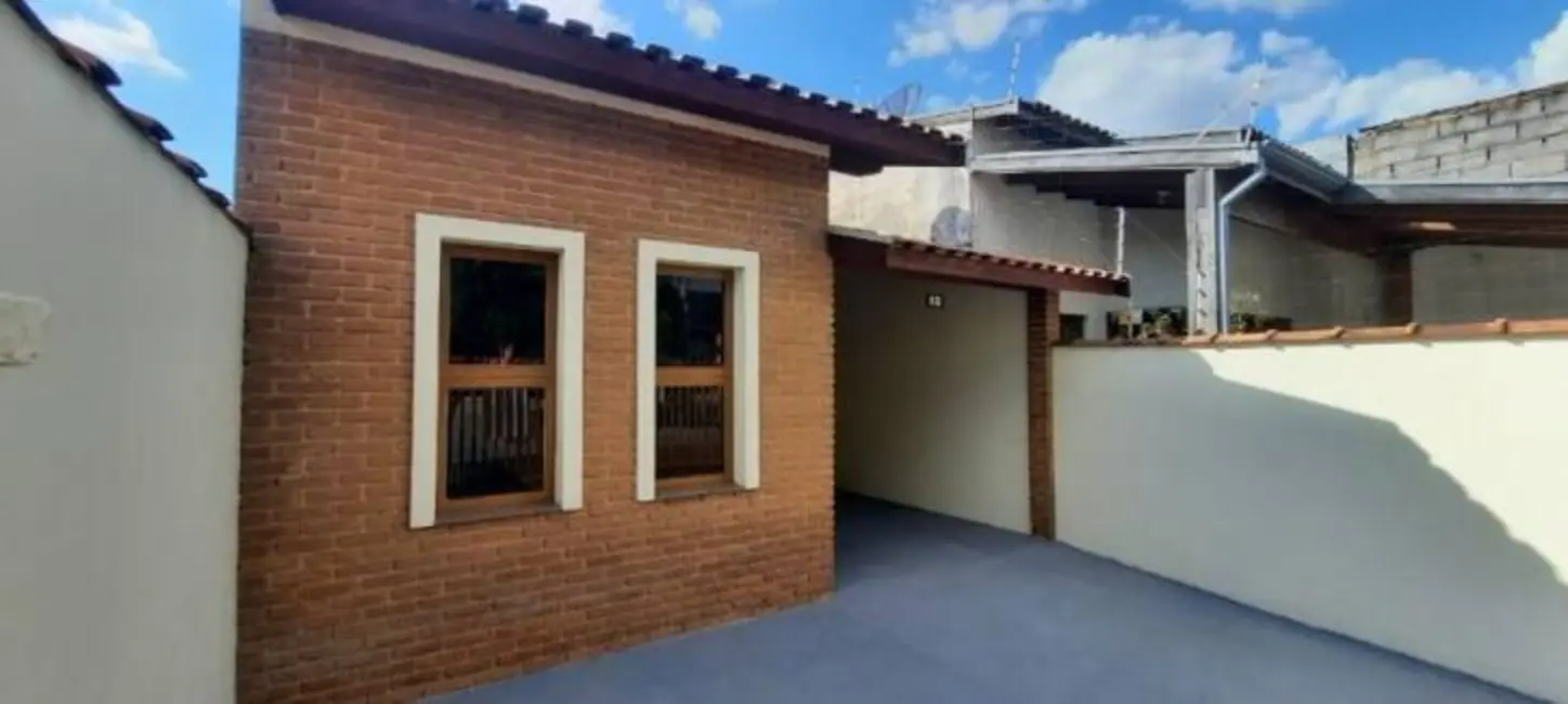 Foto 1 de Casa com 2 quartos à venda, 128m2 em Alto do Cardoso, Pindamonhangaba - SP