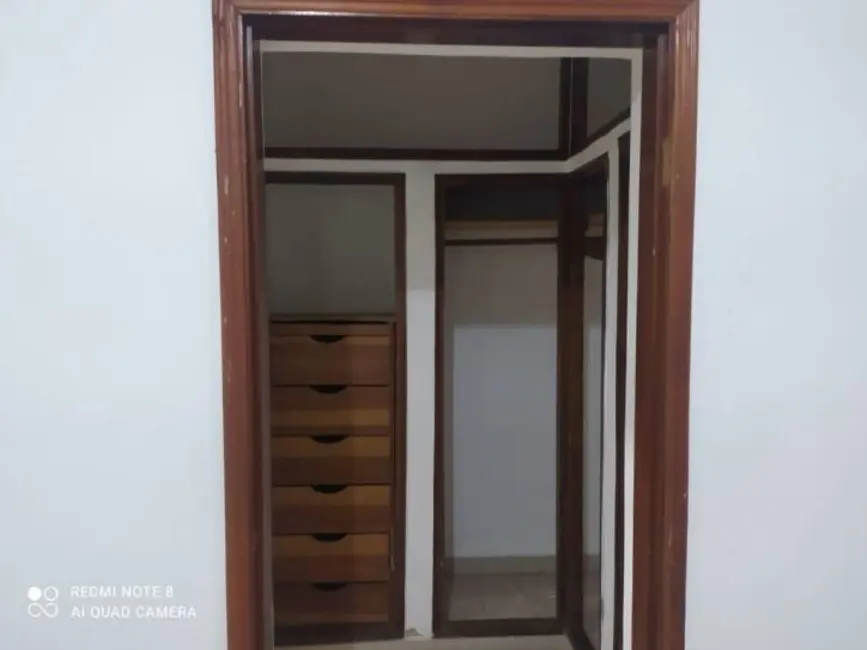 Foto 4 de Casa com 4 quartos à venda, 200m2 em Centro, Taubate - SP