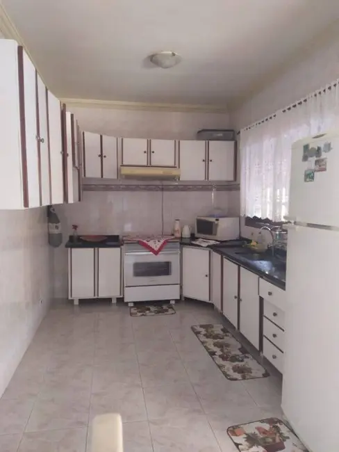 Foto 6 de Sobrado com 4 quartos à venda, 240m2 em Terra Nova, Taubate - SP