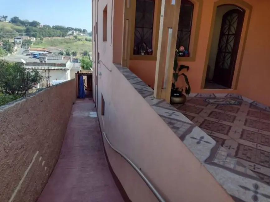 Foto 3 de Sobrado com 3 quartos à venda, 120m2 em Taubate - SP